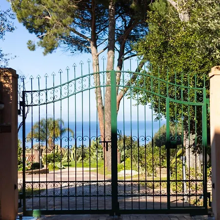 Teresa - Country By Kalavria Holidays Casa de Férias San Nicolò